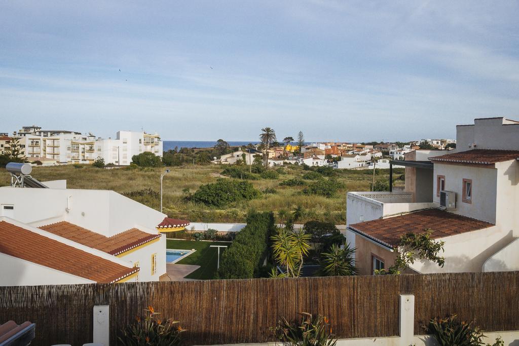 Hotel Holiday Lagos Zewnętrze zdjęcie